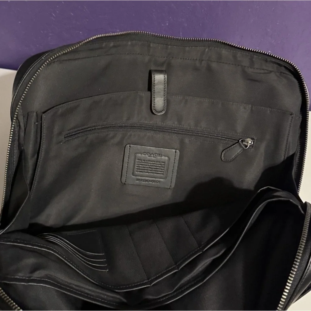 Coach Beckett Slim Brief Laptop Carrier Signature Crossgrain Leather F72977